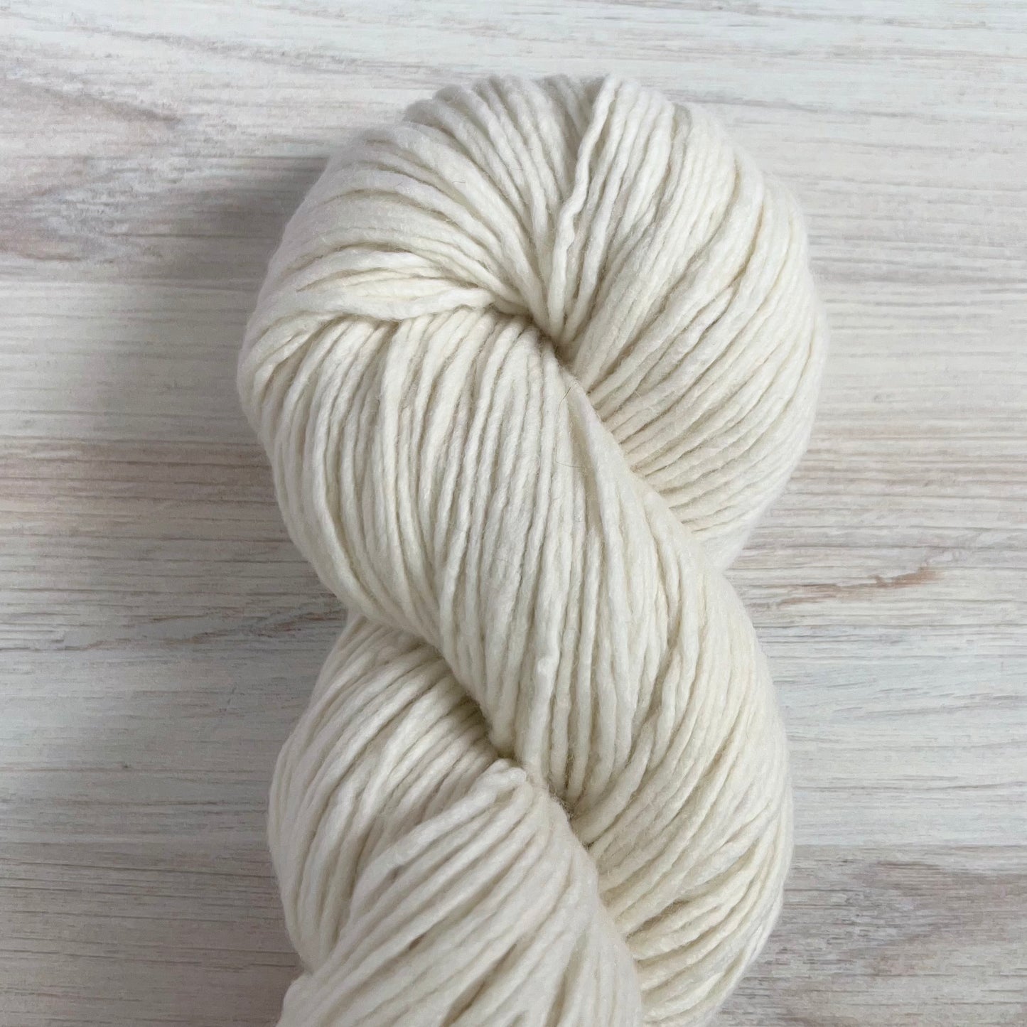Manos del Uruguay-Maxima-yarn-M2590-Natural-gather here online