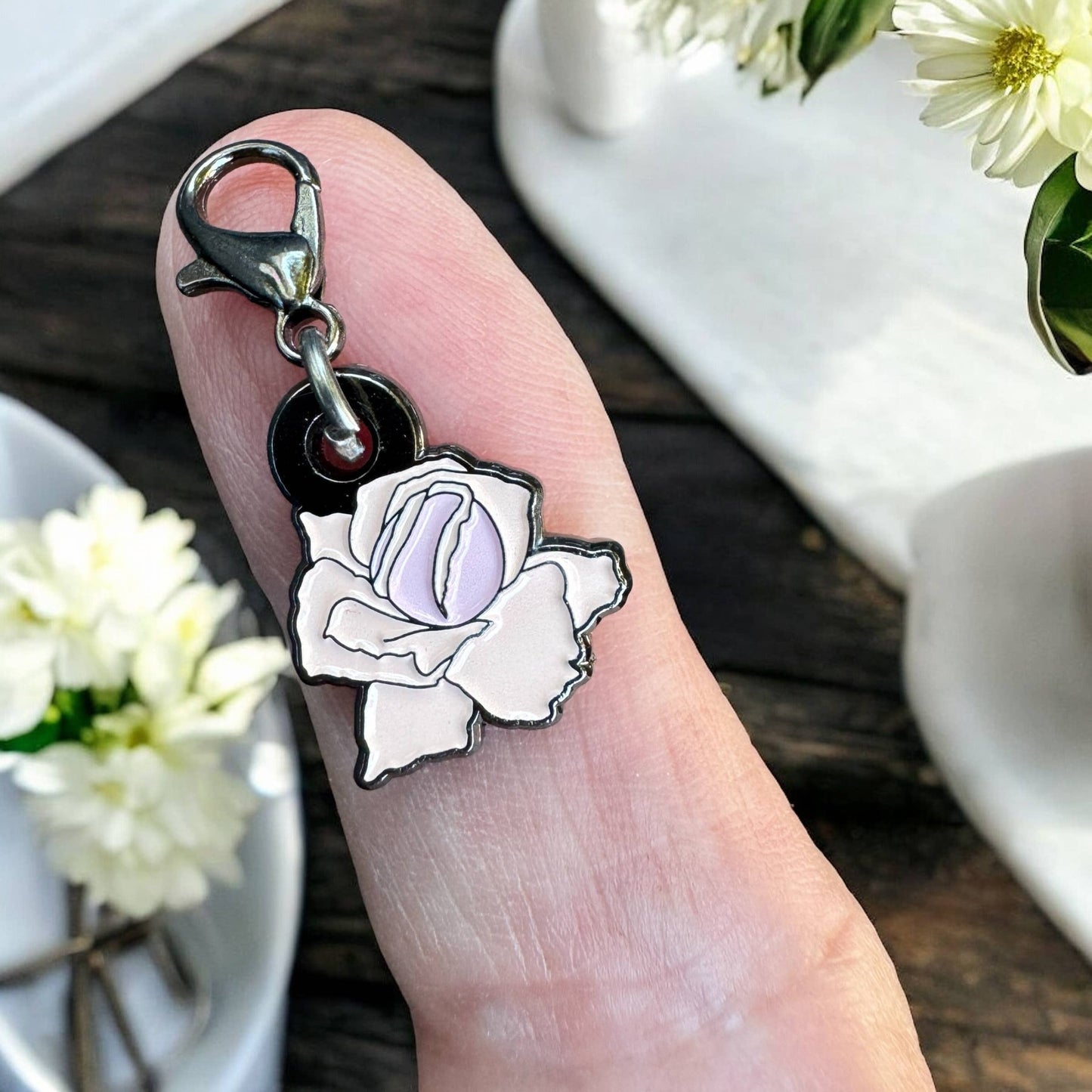 Firefly Notes-Vintage Rose Stitch Marker-knitting notion-gather here online