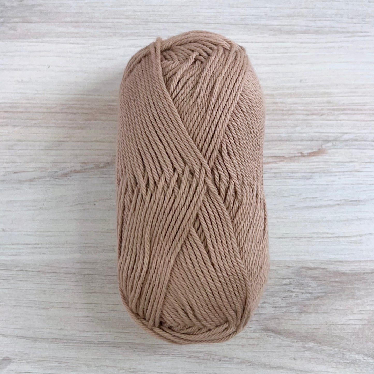 Kelbourne Woolens-Skipper-yarn-270 Cafe au Lait-gather here online