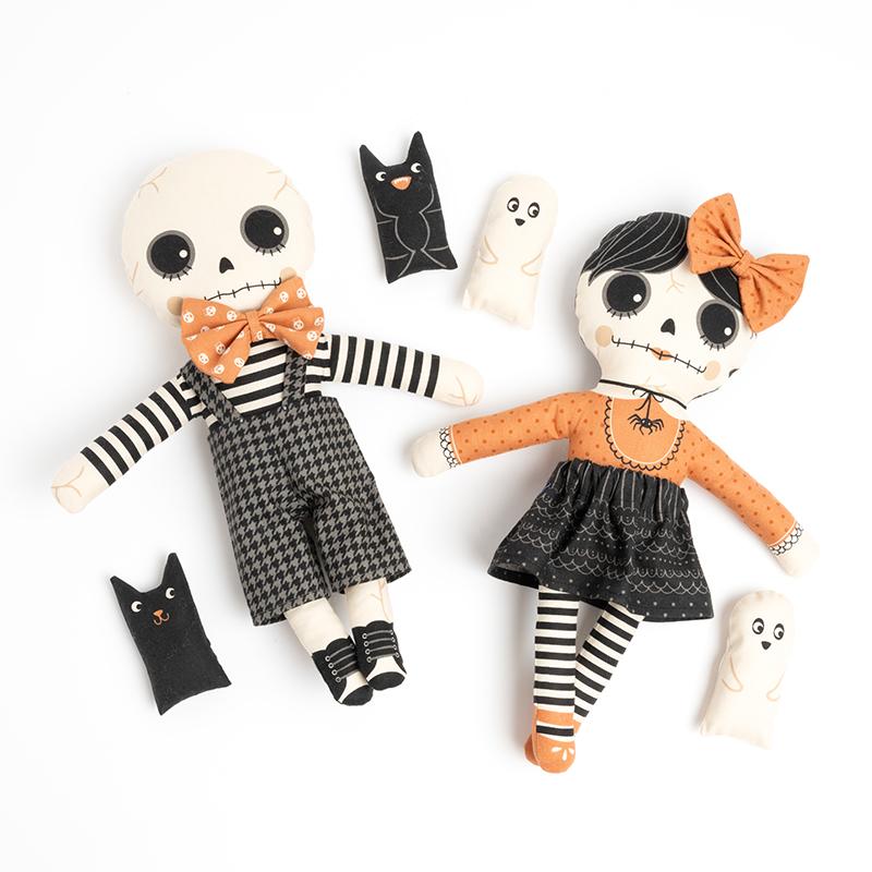 Moda-Cut & Sew Skelly Doll Panel-fabric panel-gather here online