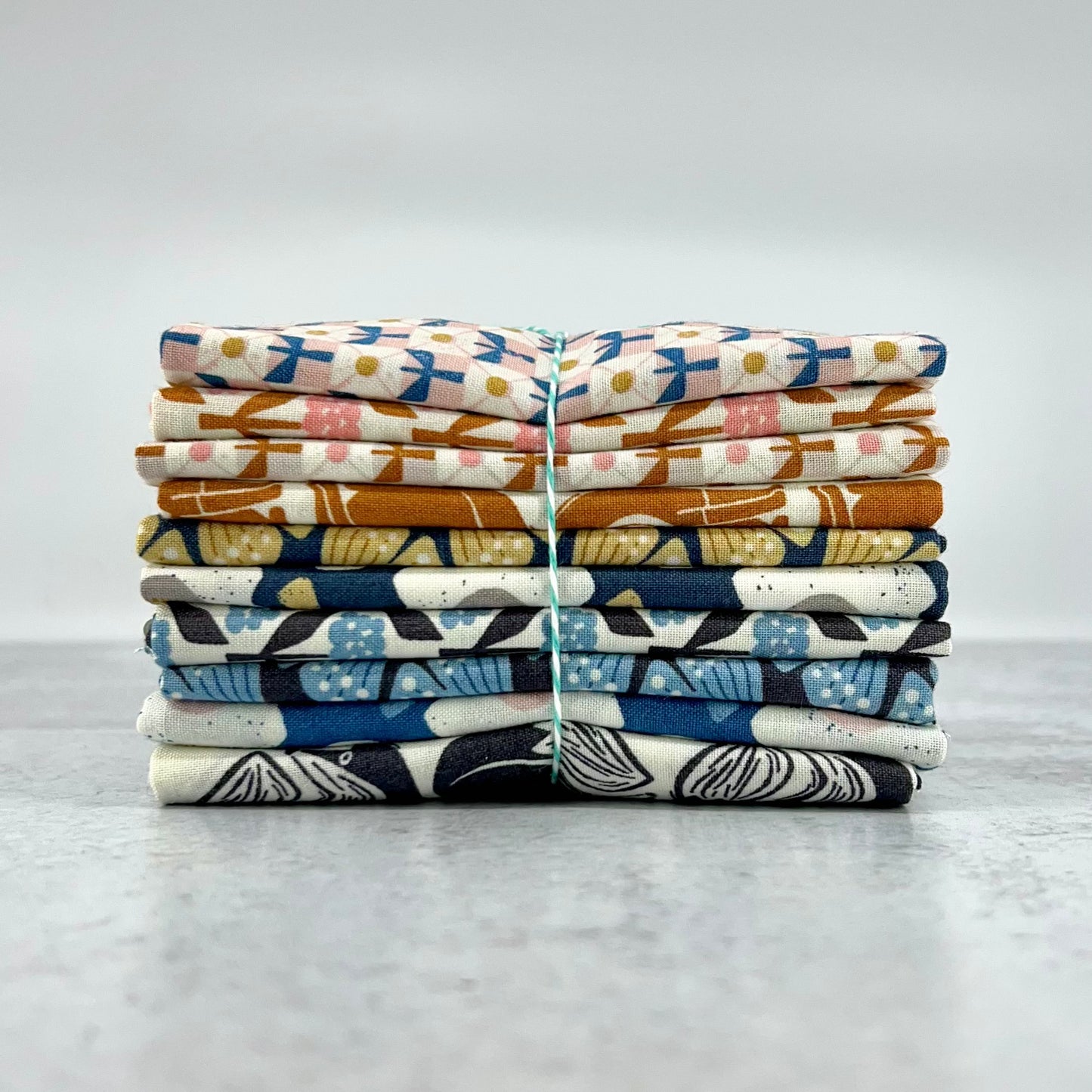Fat Quarter Bundle of Fox & Flutter (10 Pieces)