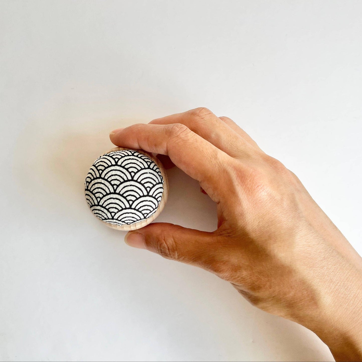 Hiro-Simple Wood Pincushion - Seigaiha (Wave)-sewing notion-gather here online