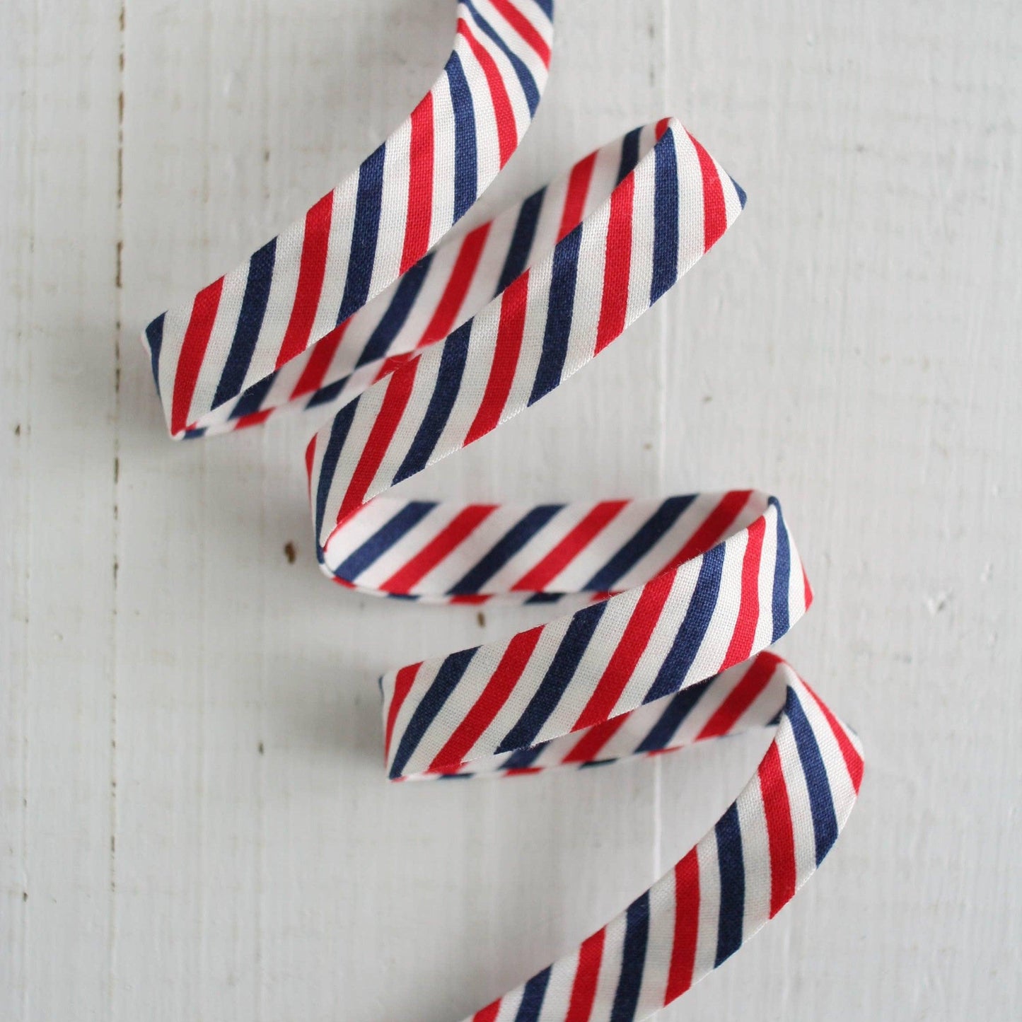 Bessie Pearl Binding Co-1/2" Double Fold Bias Binding - Red White Blue Stripe-trim-gather here online