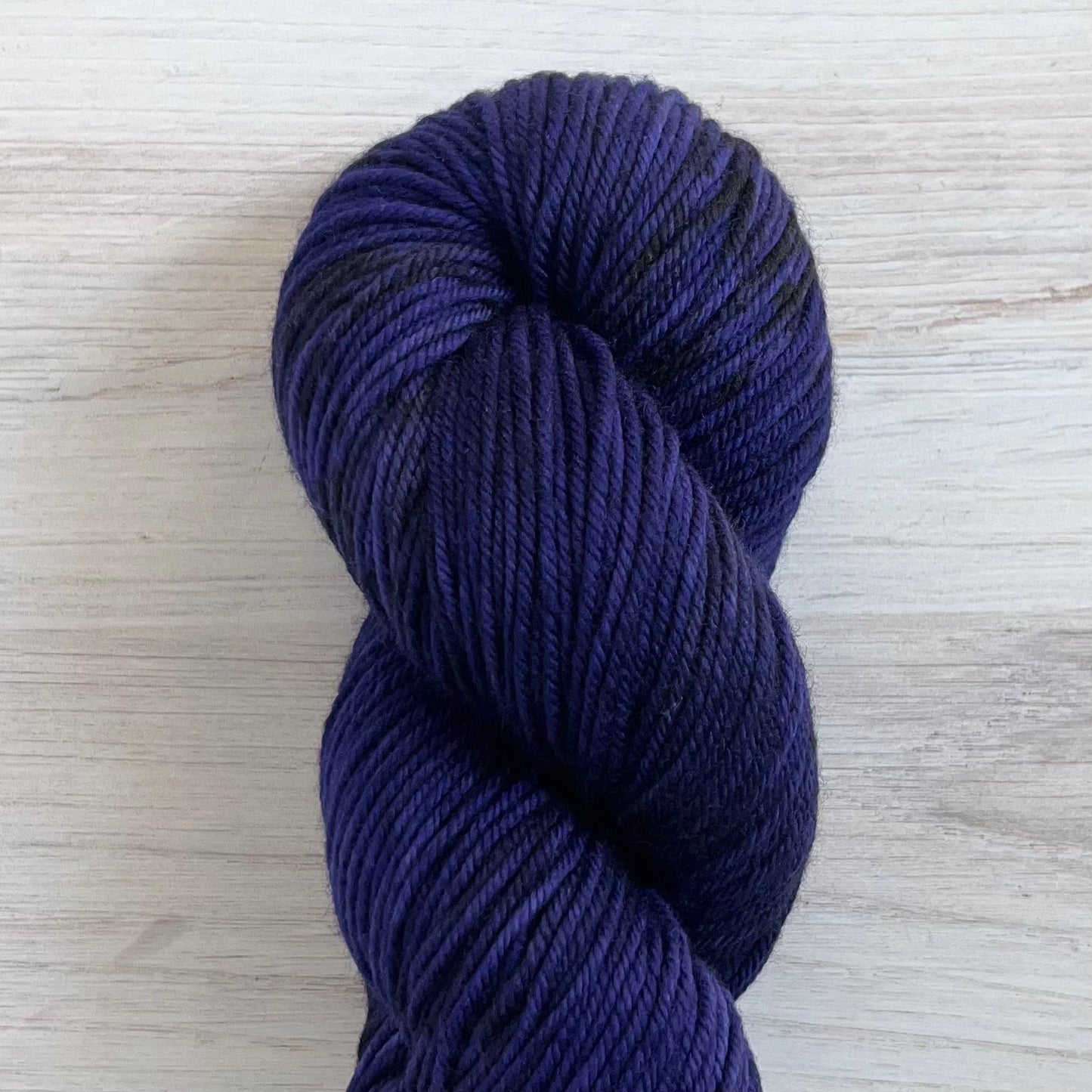 Melani's Stache-Basic DK-yarn-Blurple-gather here online