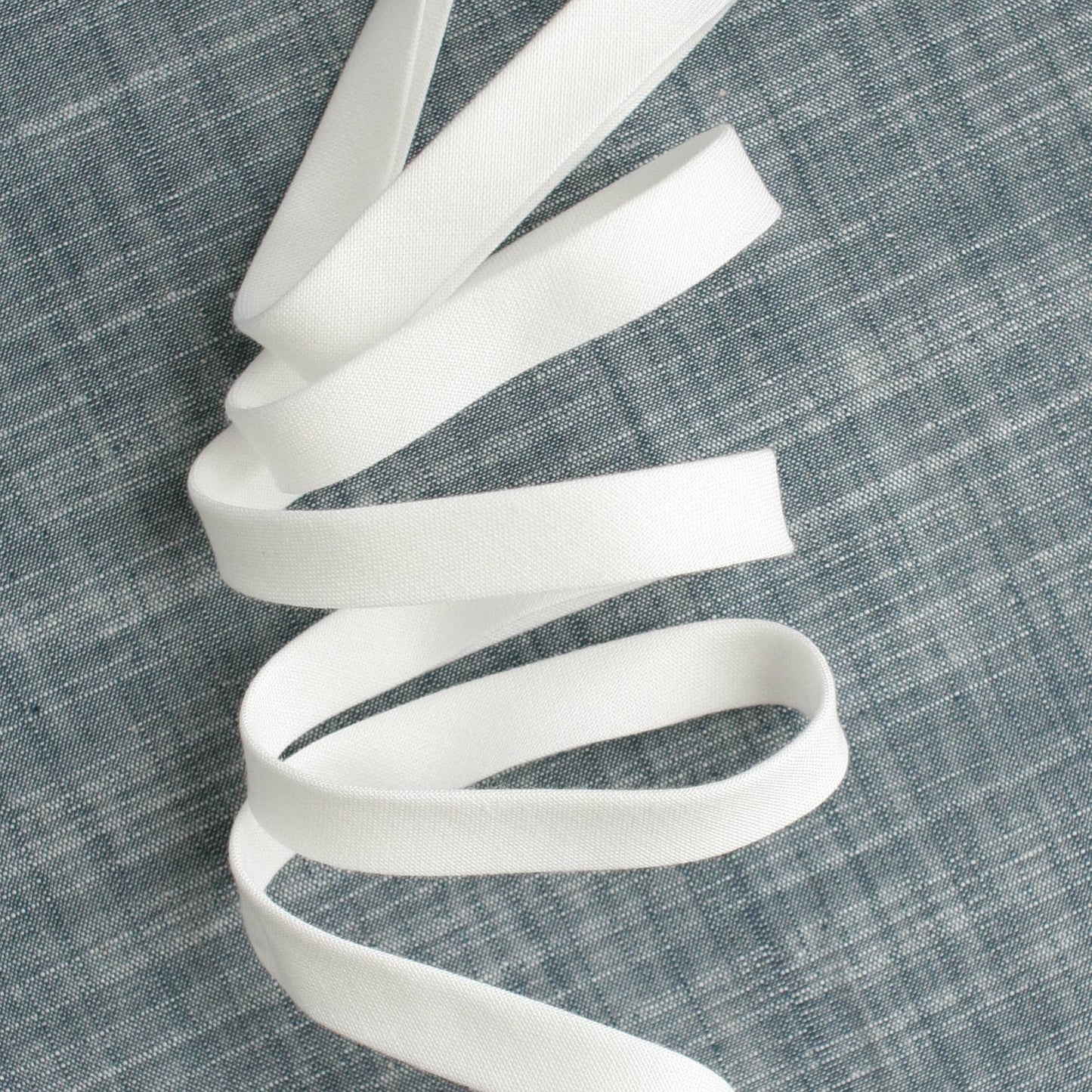 Bessie Pearl Binding Co-1/2" Double Fold Bias Binding - White Solid-trim-gather here online