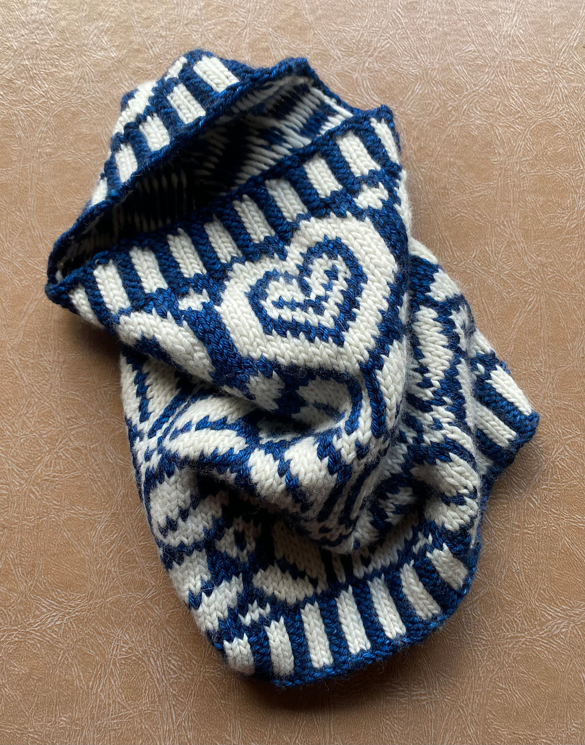gather here classes-Cold Hearts Cowl - 2 sessions-class-gather here online