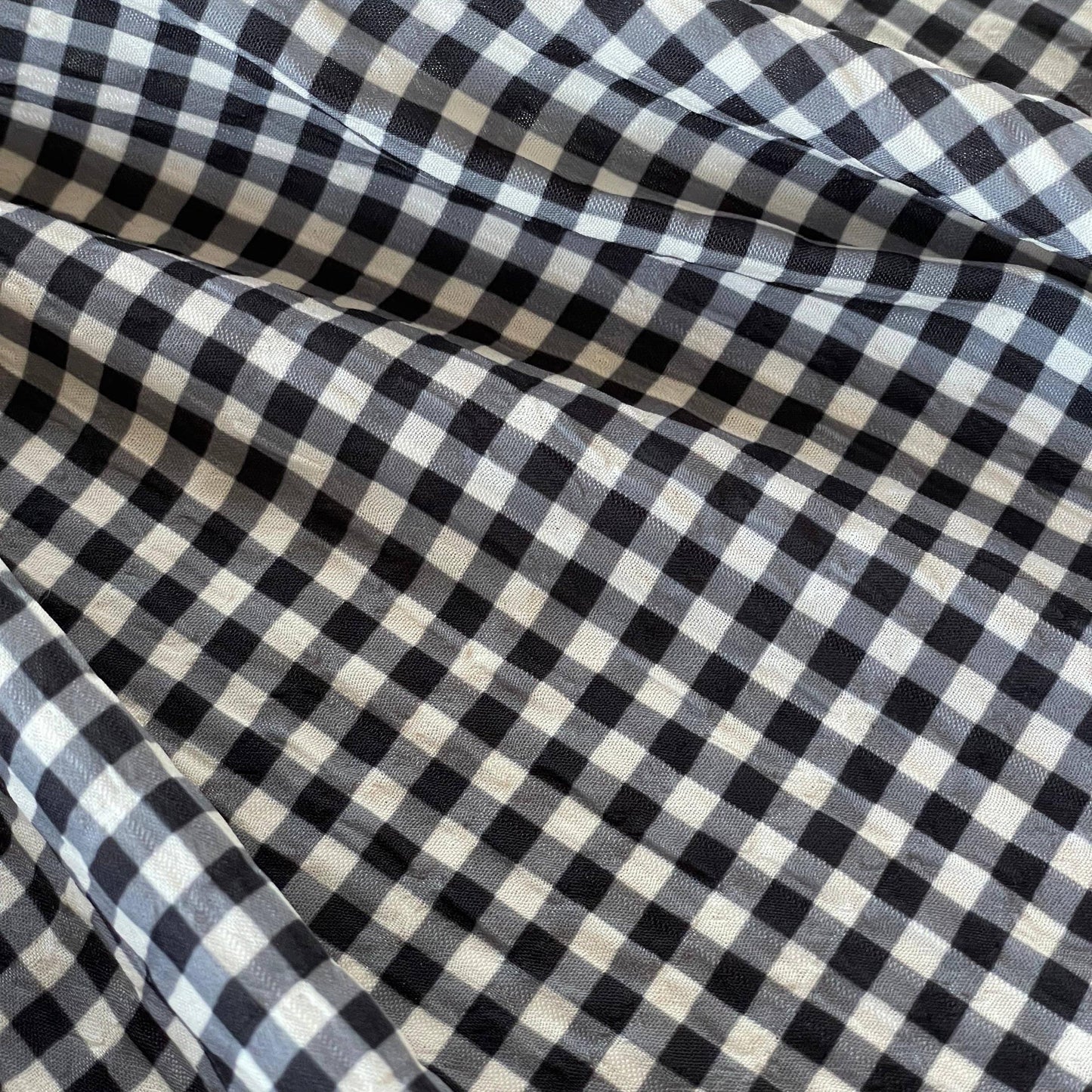 Vingtsept-Seersucker - Vicky Ivory & Black-fabric-gather here online