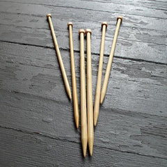 Clover - Takumi 14" Bamboo Knitting Needles - US3 / 3.25mm - gatherhereonline.com
