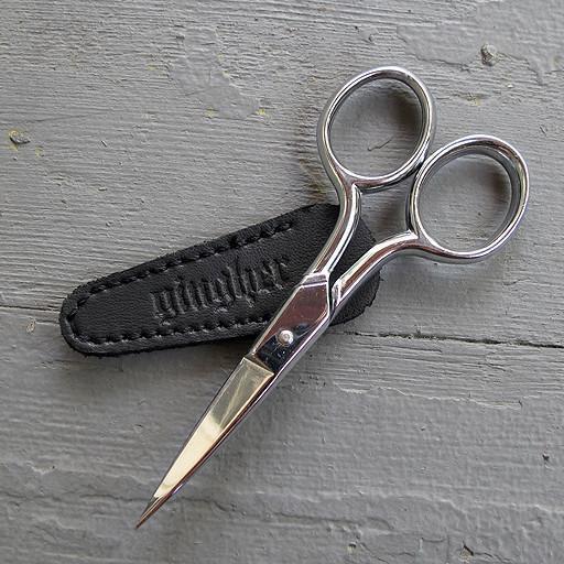 SCISSORS - 4 GINGHER EMBROIDERY SCISSORS - With Leather Sheath - Lancaster  Home & Fabric
