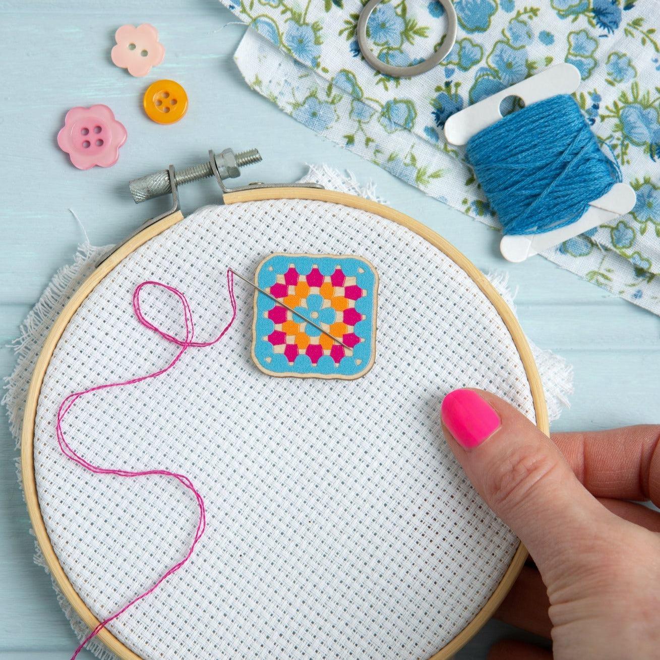 Hawthorn Handmade-Granny Square Magnetic Needle Minder-notion-gather here online