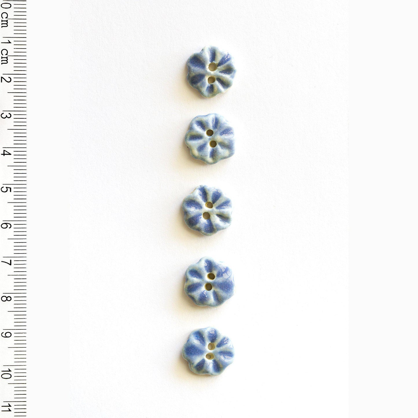 Incomparable Buttons-Tiny Blue Flowers-button-gather here online