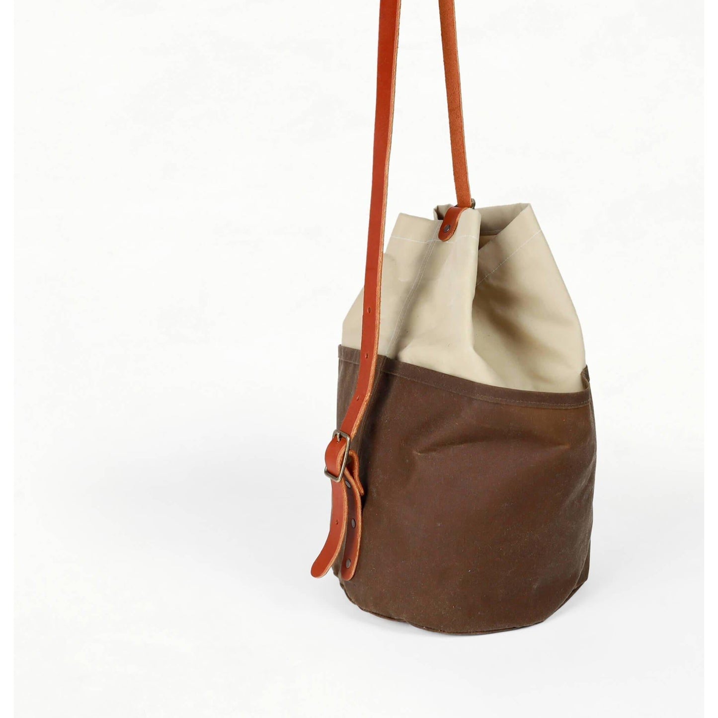 Klum House Workshop-Naito Bucket Bag Leather + Hardware Kit - Chestnut Leather-sewing kit-gather here online