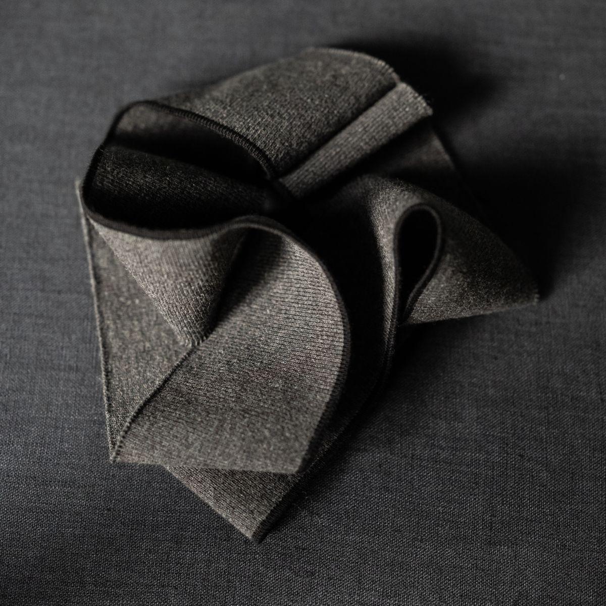 Merchant & Mills-Noir Dip Rib-ribbing-gather here online