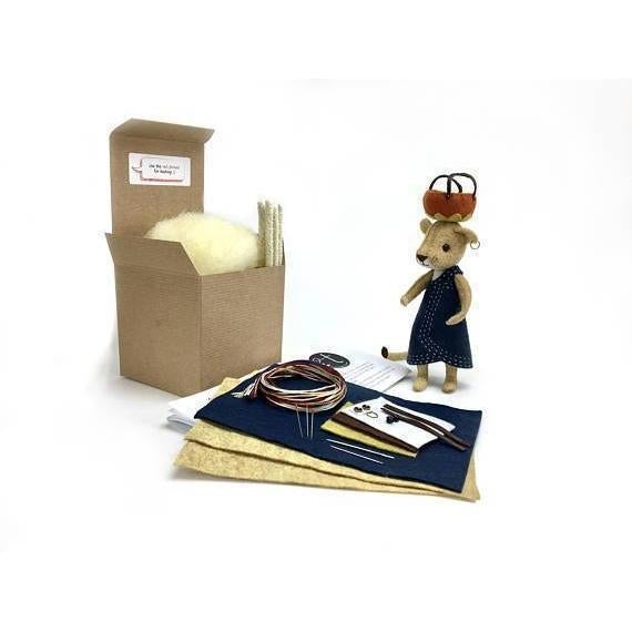 Dandelion Lioness Hand Stitching Kit gather here online