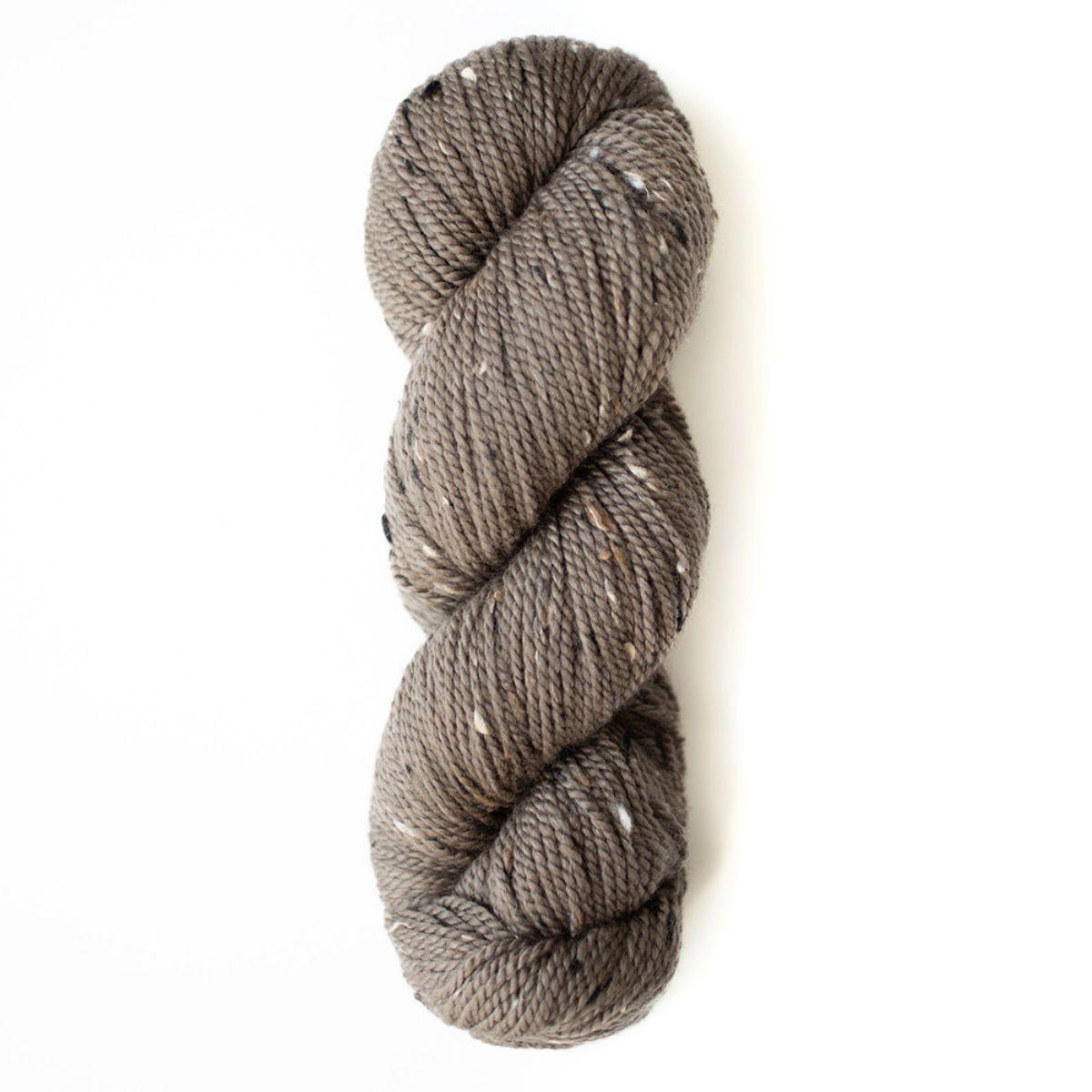 Woolfolk-Fleck-yarn-F8-gather here online