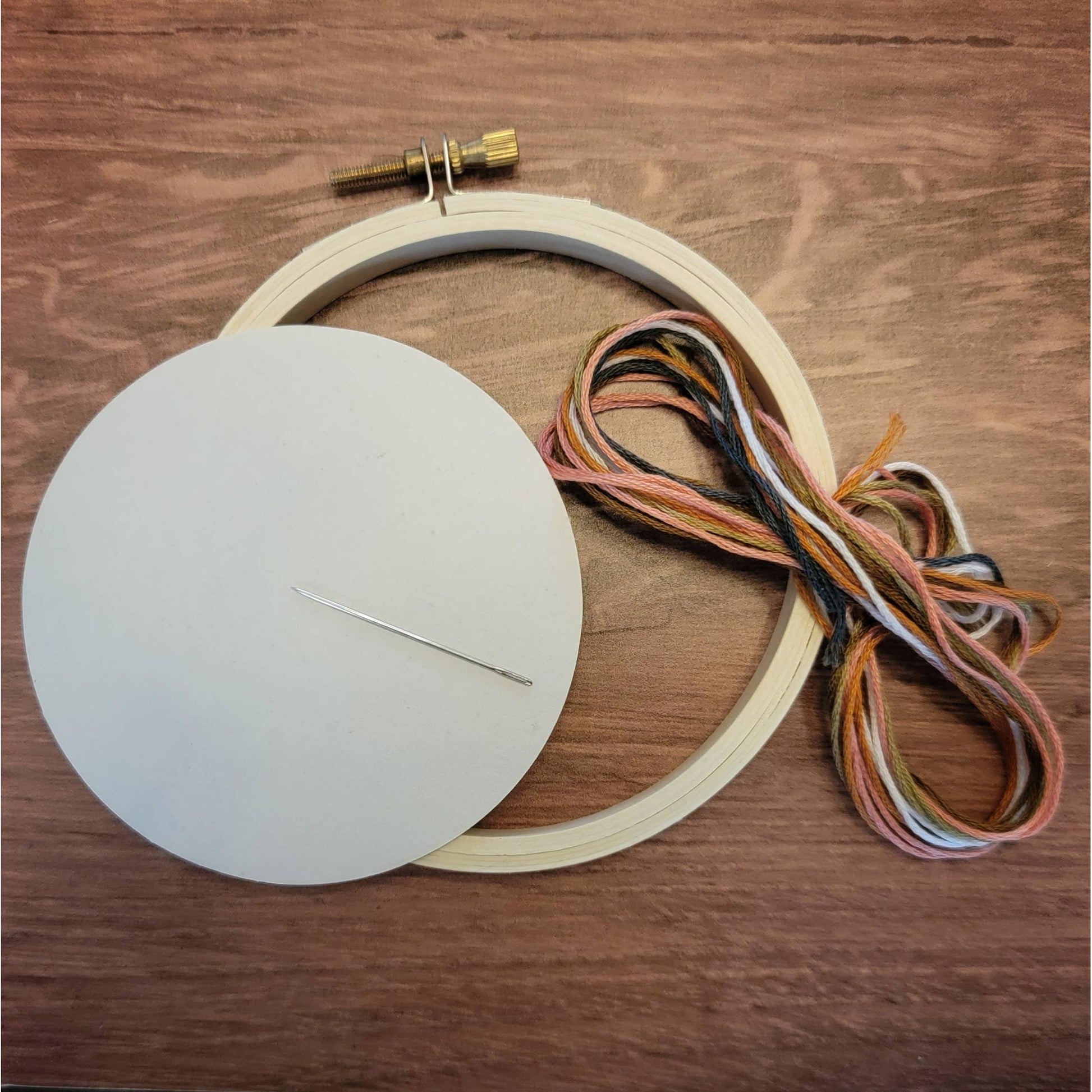 Holly Oddly-Bee, 4" Embroidery Kit-embroidery kit-gather here online