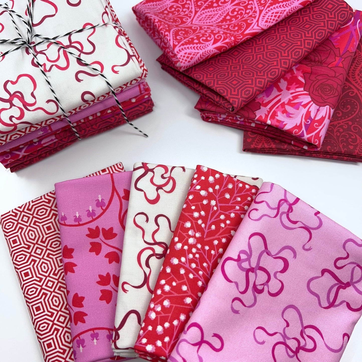 Andover Fabrics-Fat Quarter Bundle of Heart Nouveau (9 Pieces)-fat quarters-gather here online