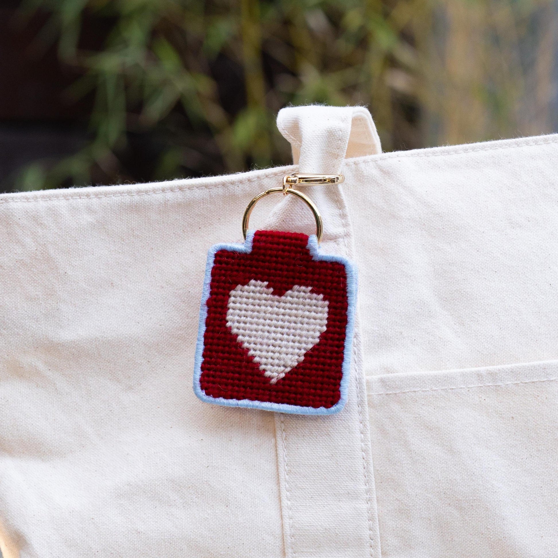 Lucky Feather-Needlepoint Keychain Kit - Heart-xstitch kit-gather here online