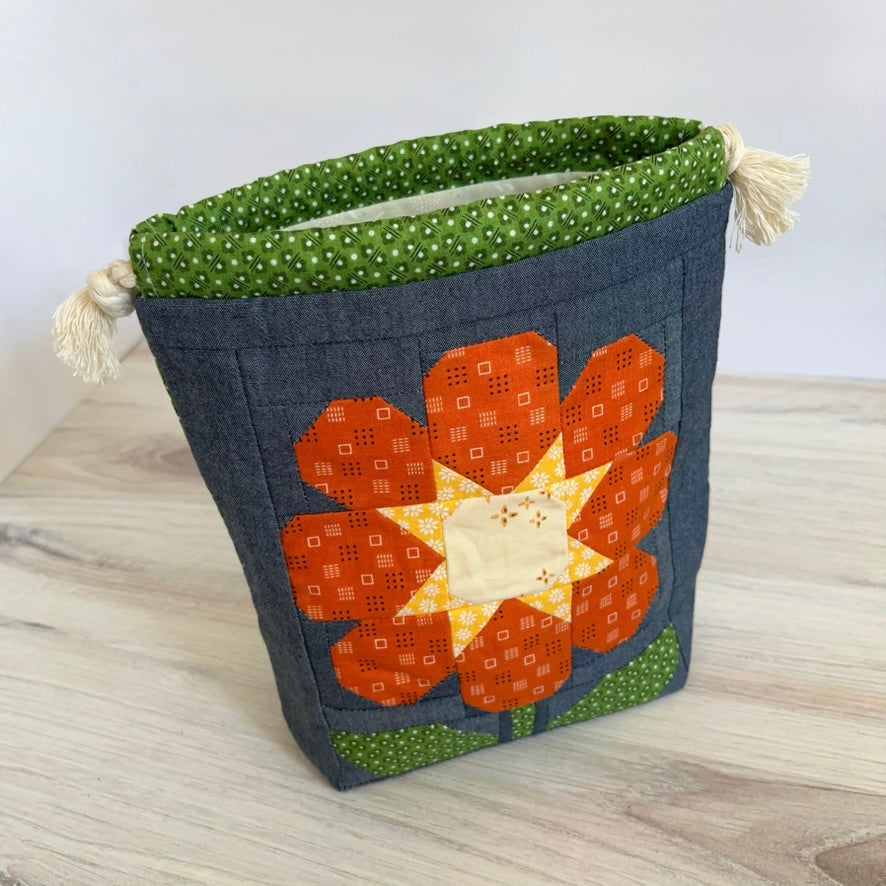 Denise Snow Williams-One of a Kind Drawstring Project Bags-craft organizer-Small - Green Quilt Flower w/ Int Zip Pocket-gather here online