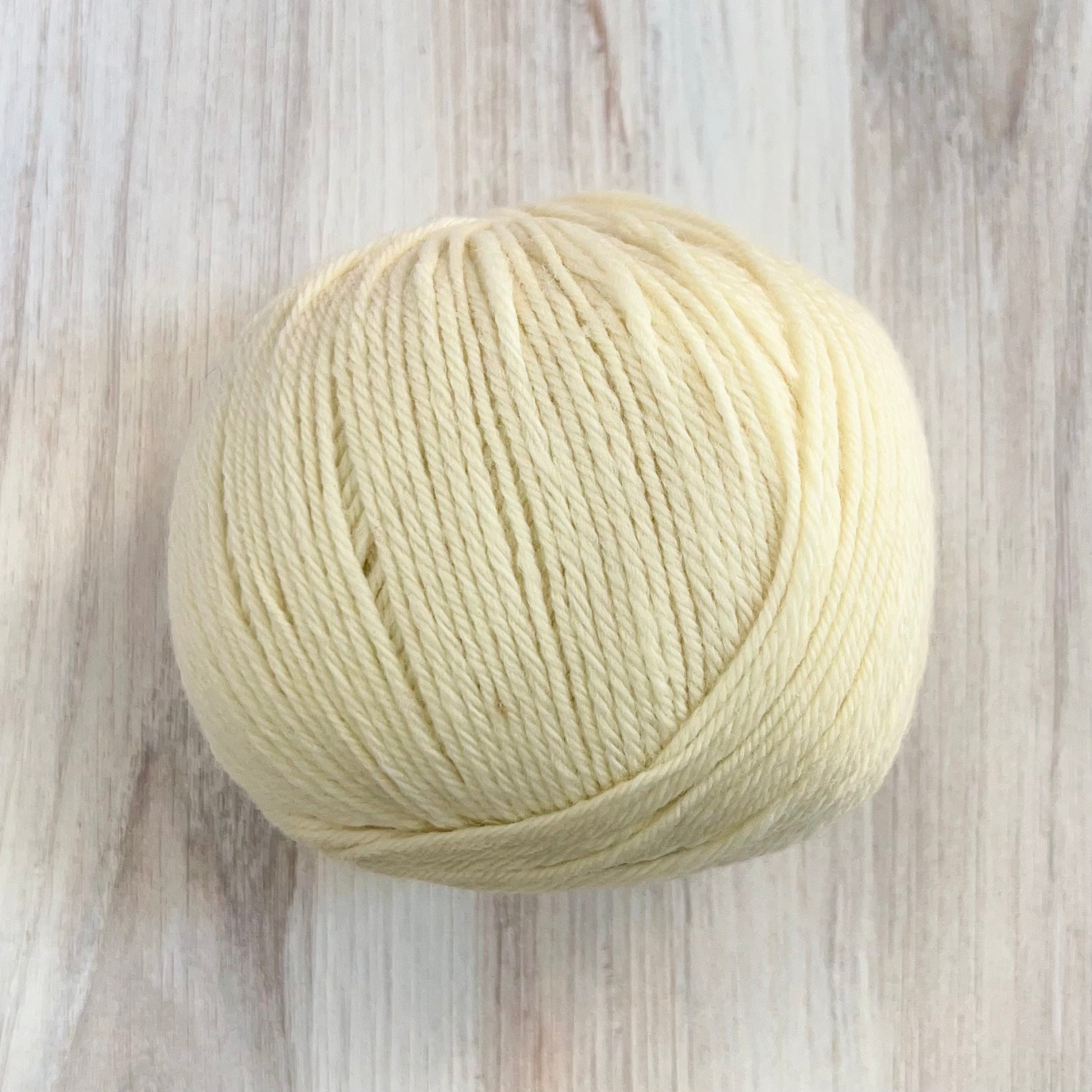 Ella Rae-Superwash Classic Wool-yarn-1008 Linen-gather here online