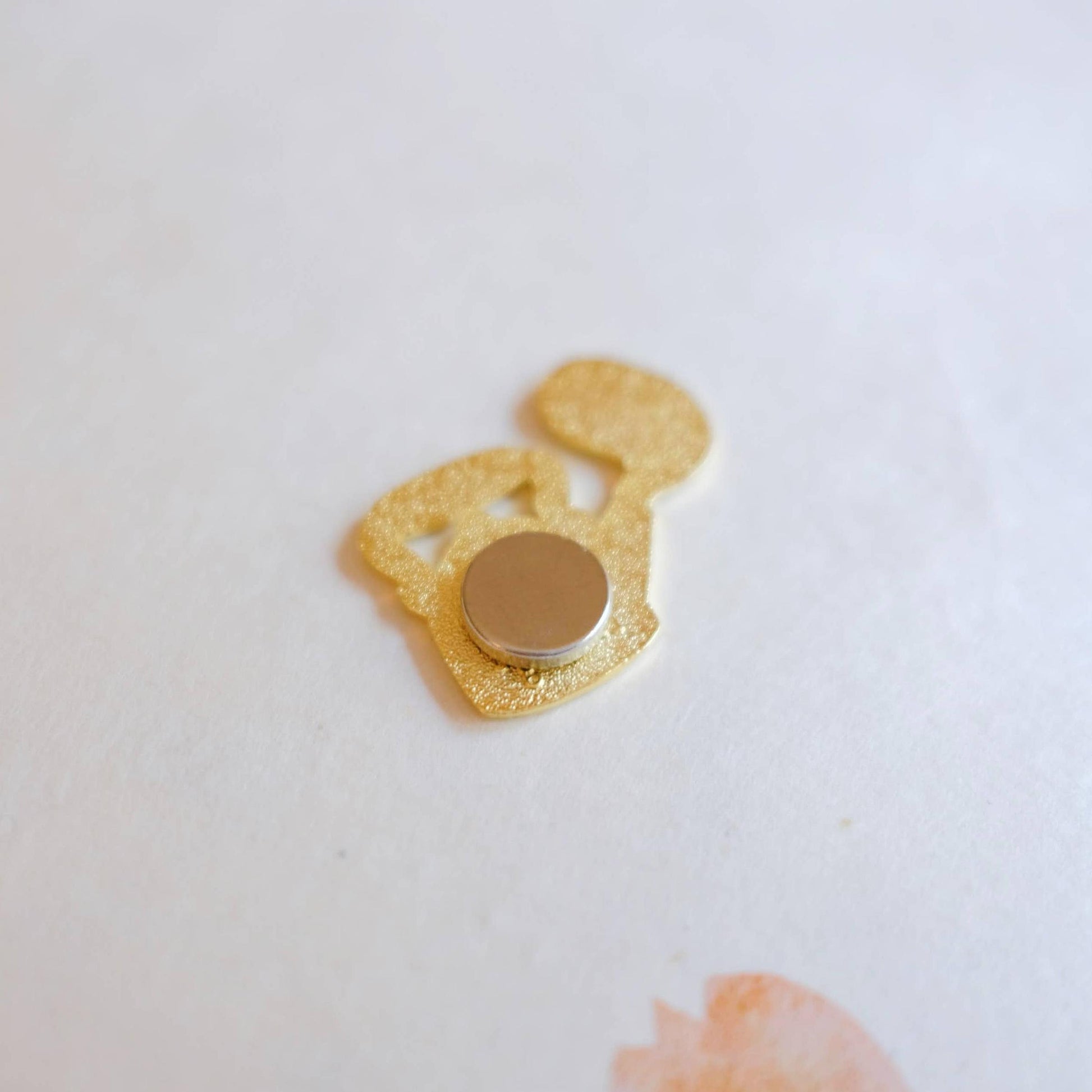 Justine Gilbuena-Tea Kettle Needle Minder-sewing notion-gather here online