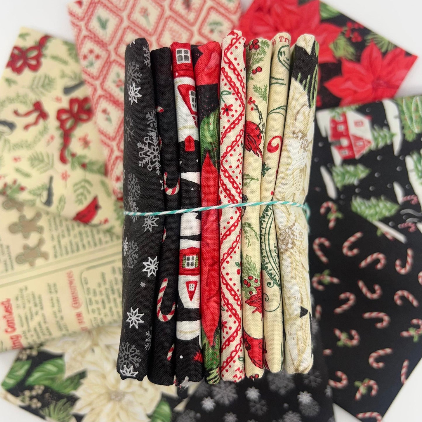 Fat Quarter Bundle of Holiday Cheer (8 Pieces)