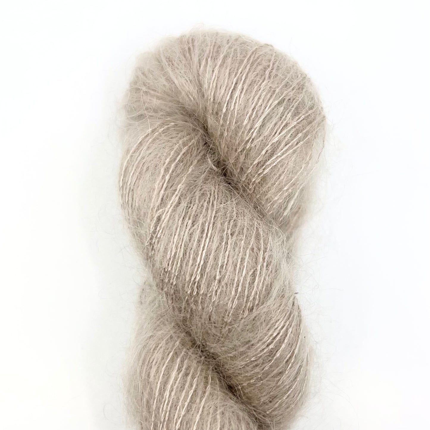 Urth Yarns-Bonmoher-yarn-BR30 Fog-gather here online