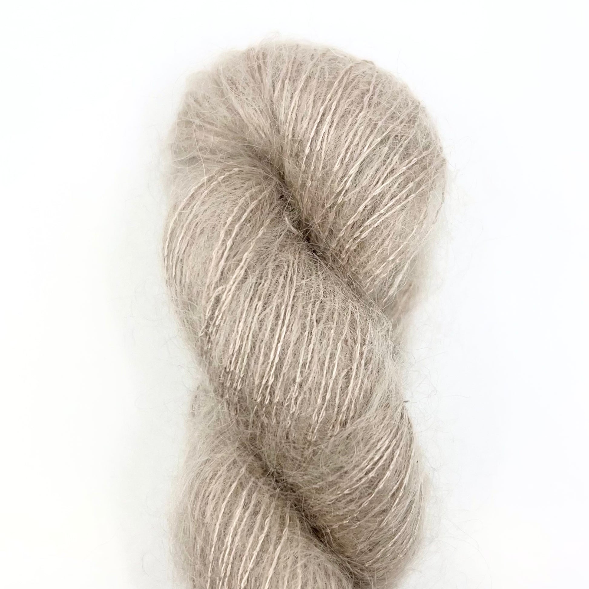 Urth Yarns-Bonmoher-yarn-BR30 Fog-gather here online