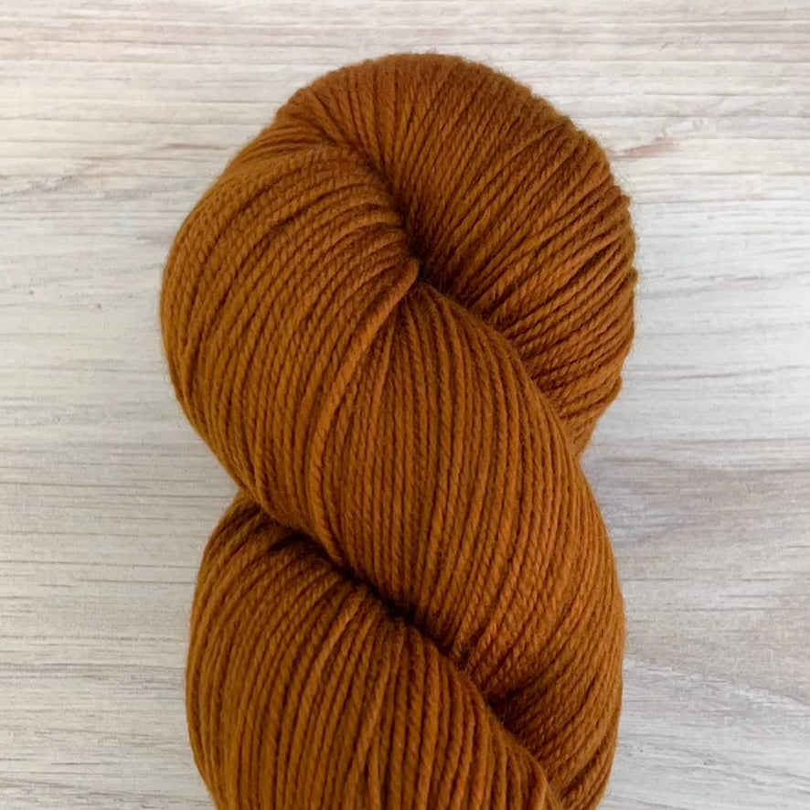 Fiber MacGyver-Shaniko Fingering-yarn-Roasted Pecan-gather here online