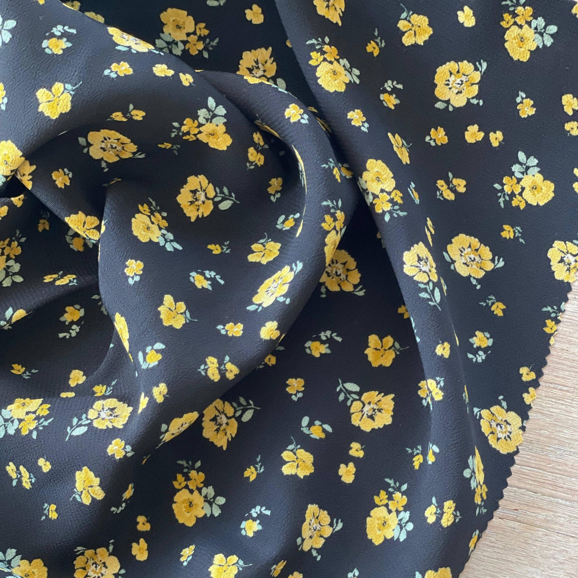 Vingtsept-Ecovero Viscose Moroccan Crepe - Lili-fabric-gather here online