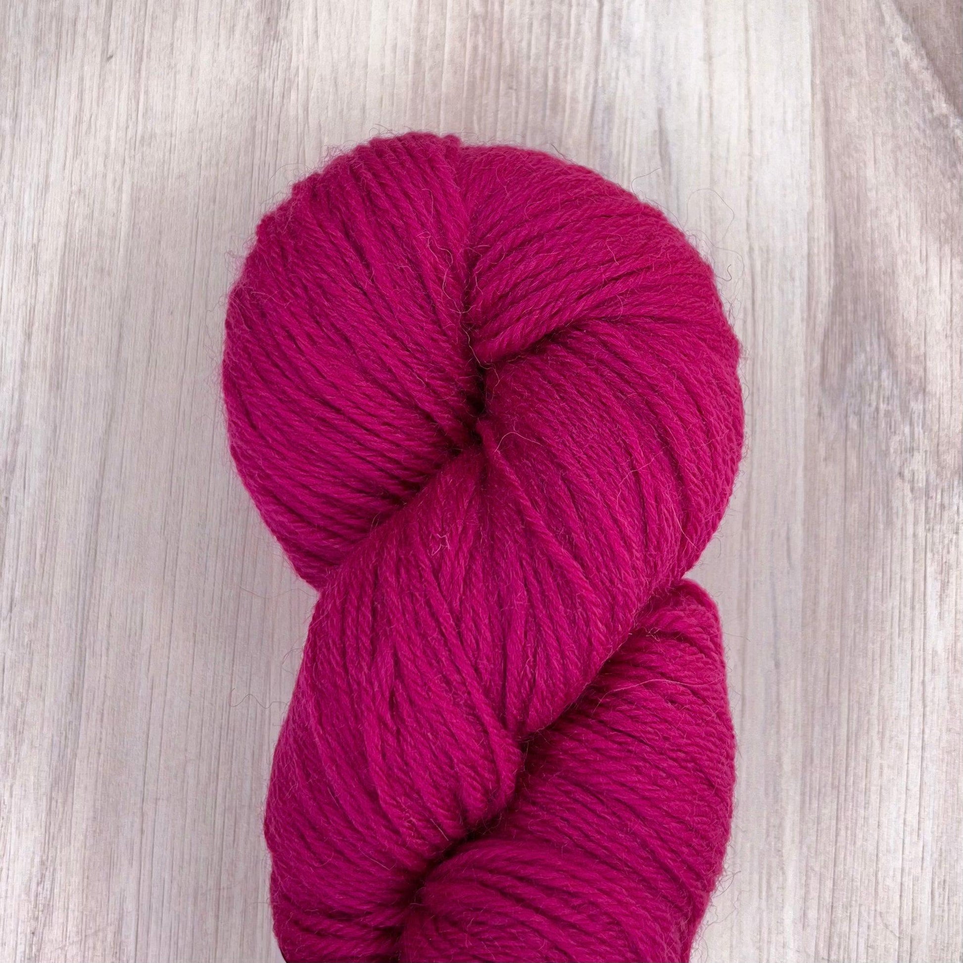 Universal Yarn-Deluxe Worsted Wool-yarn-Bashful Pink 12288-gather here online