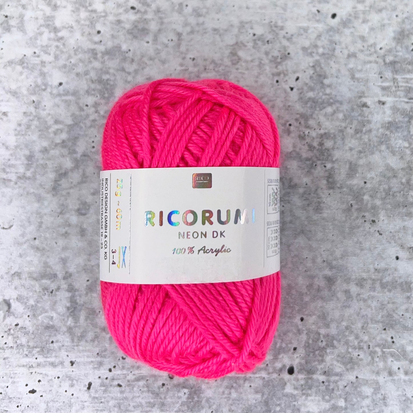 Ricorumi-Cotton Mini DK-yarn-N02 Neon Fucshia-gather here online