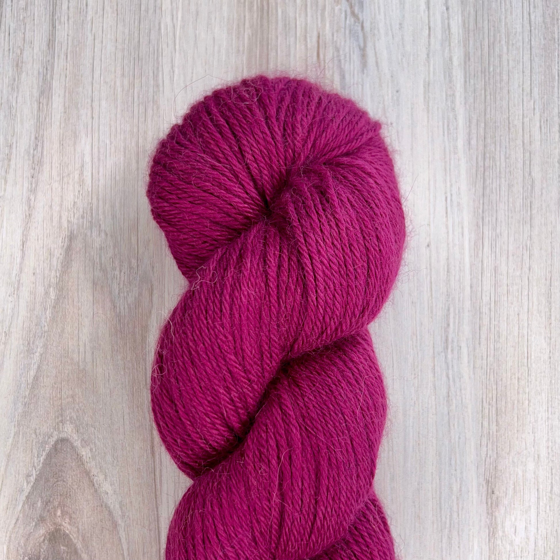 Juniper Moon Farm-Herriot-yarn-1085-Mulberry-gather here online