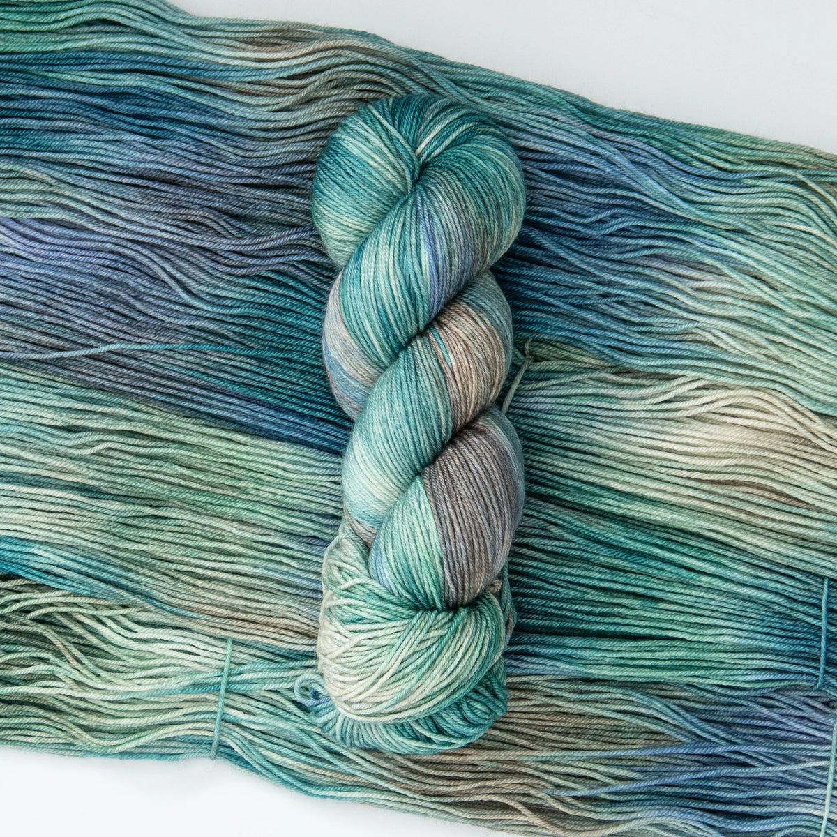 Wild Violet Fibers Merino Sock