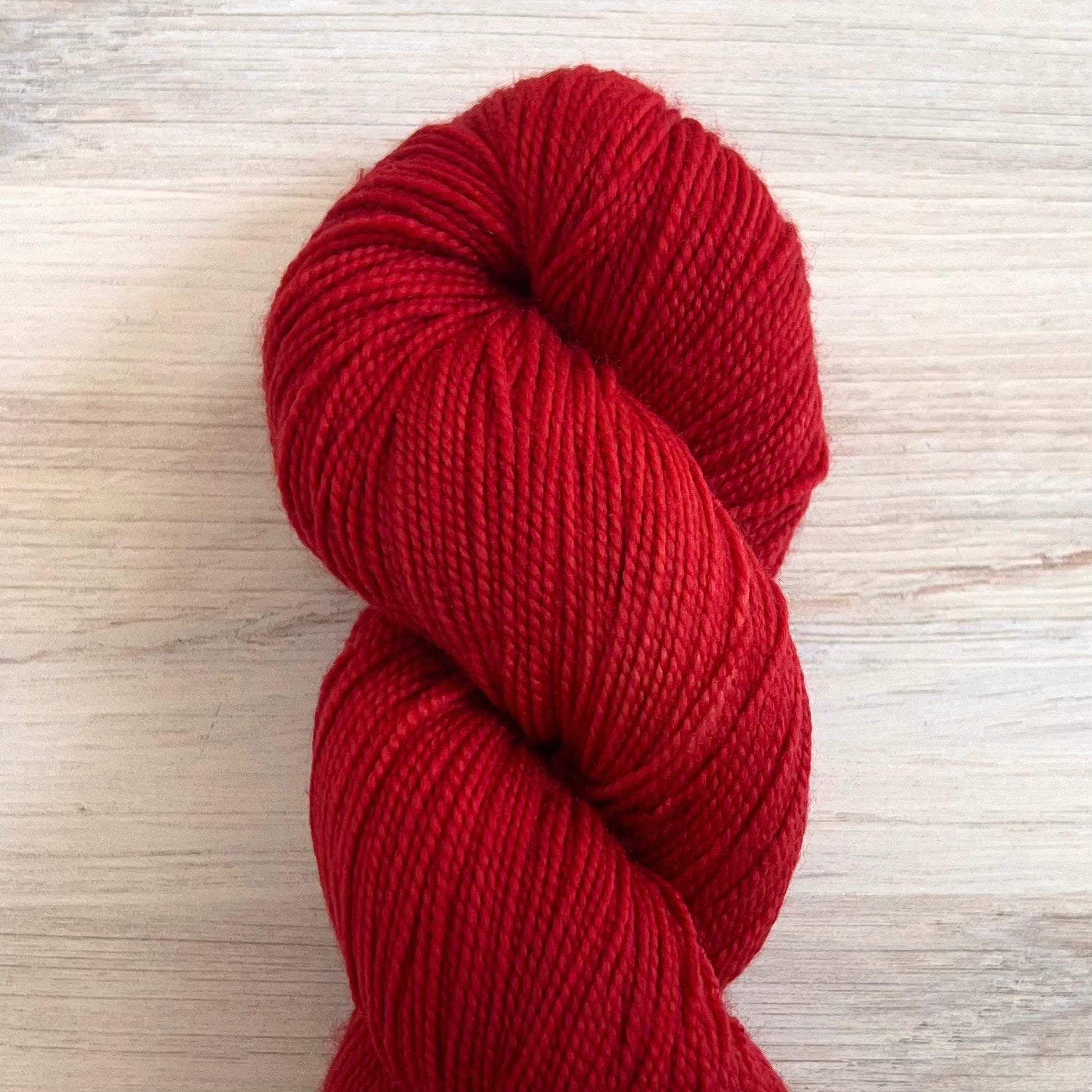 Dirtywater Dyeworks-Lillian-yarn-042 Autumn Red-gather here online