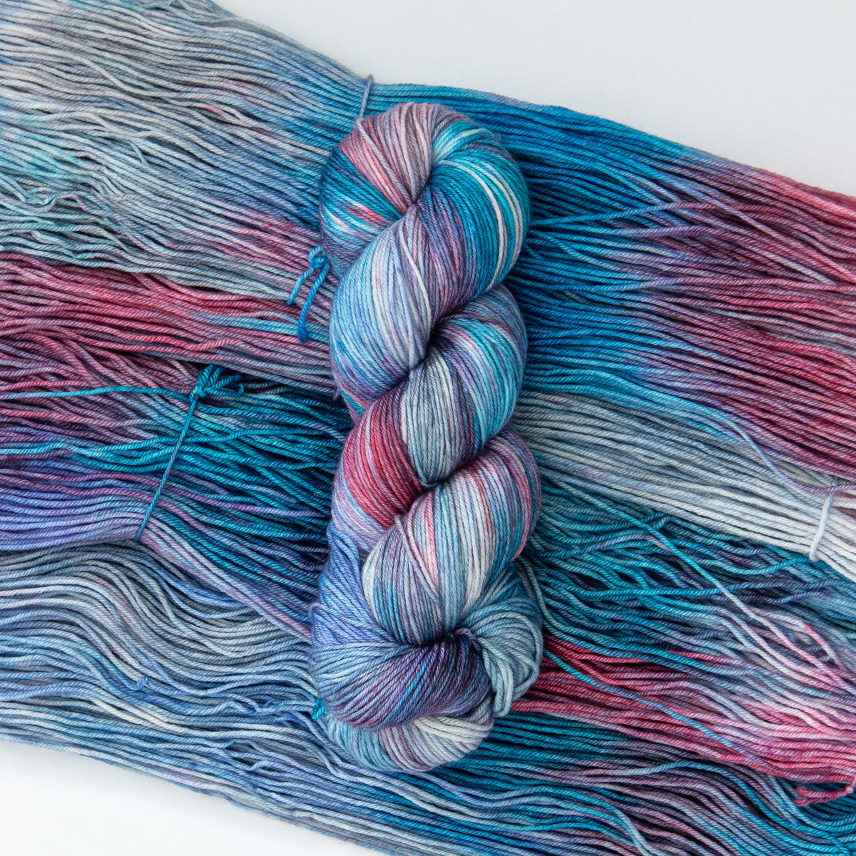 Wild Violet Fibers Merino Sock