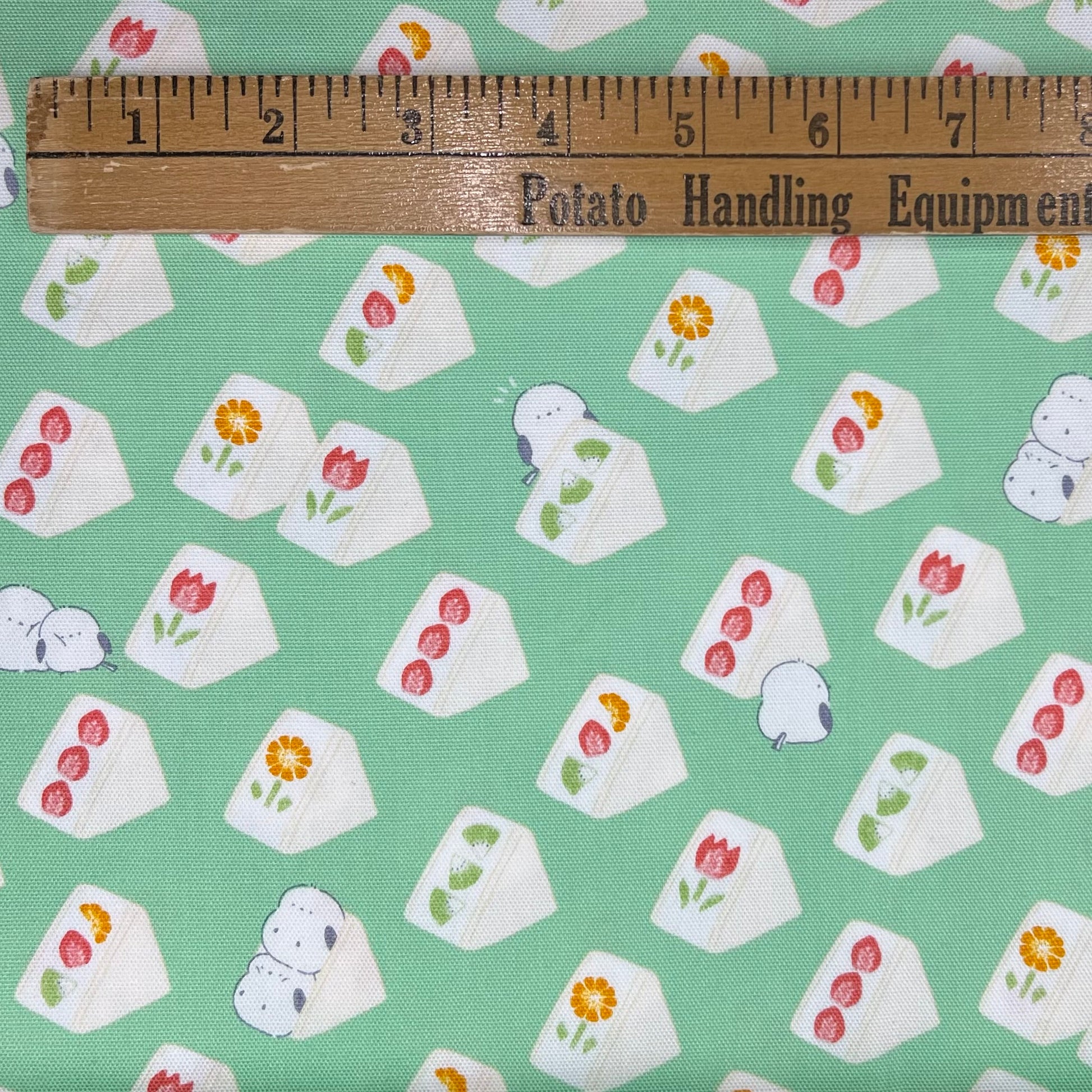 Cosmo-Fruit Sandwich Birds on Cotton Oxford-fabric-gather here online