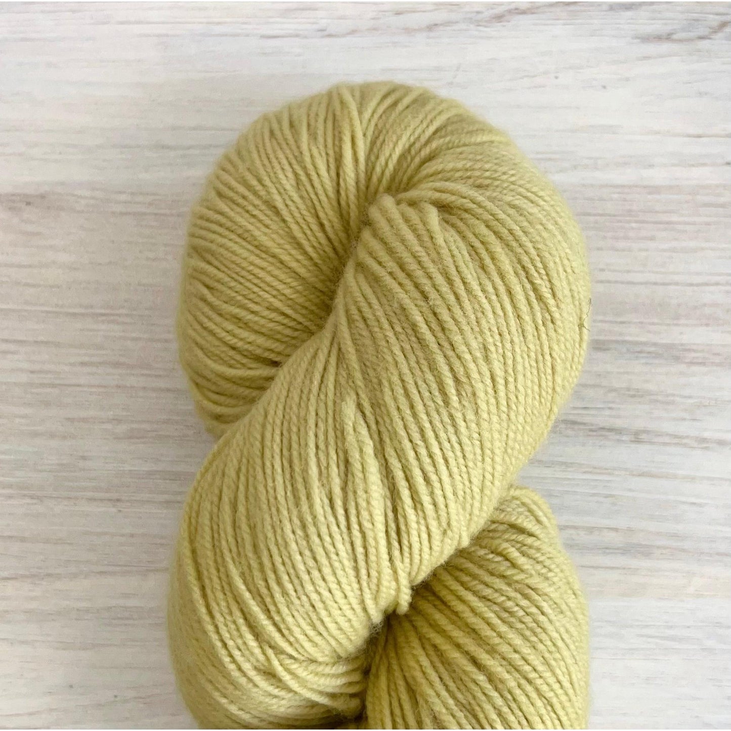 American Ewe Yarn-American Ewe Fingering-yarn-Straw-gather here online