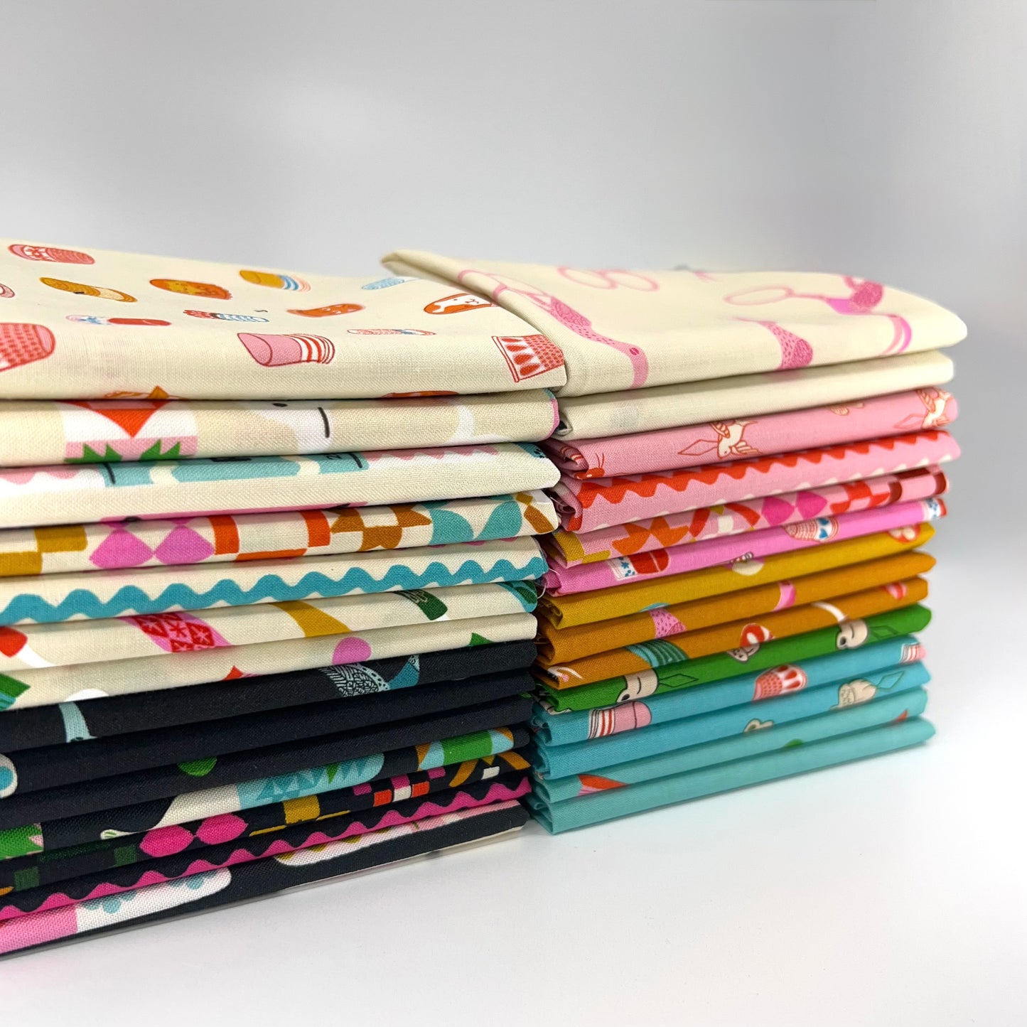Fat Quarter Bundle of 1-800-NOTION (28 Pieces)