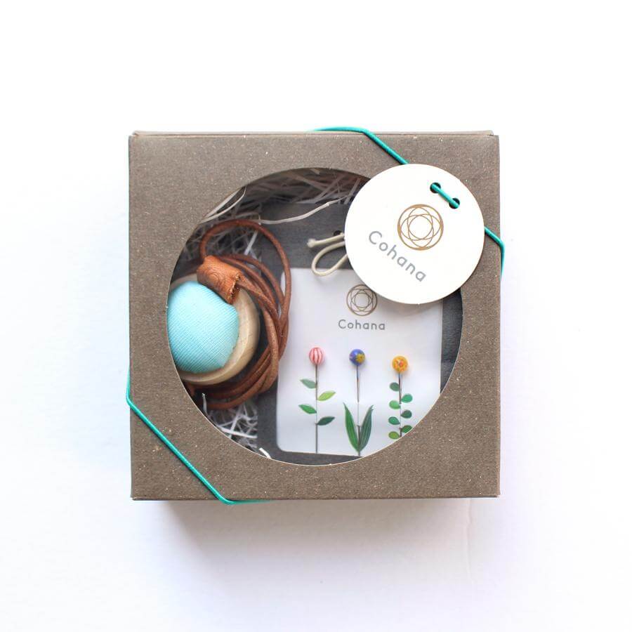 Cohana-Tombo-dama Sewing Pins & Cypress Pincushion Necklace Set-sewing notion-Green-gather here online