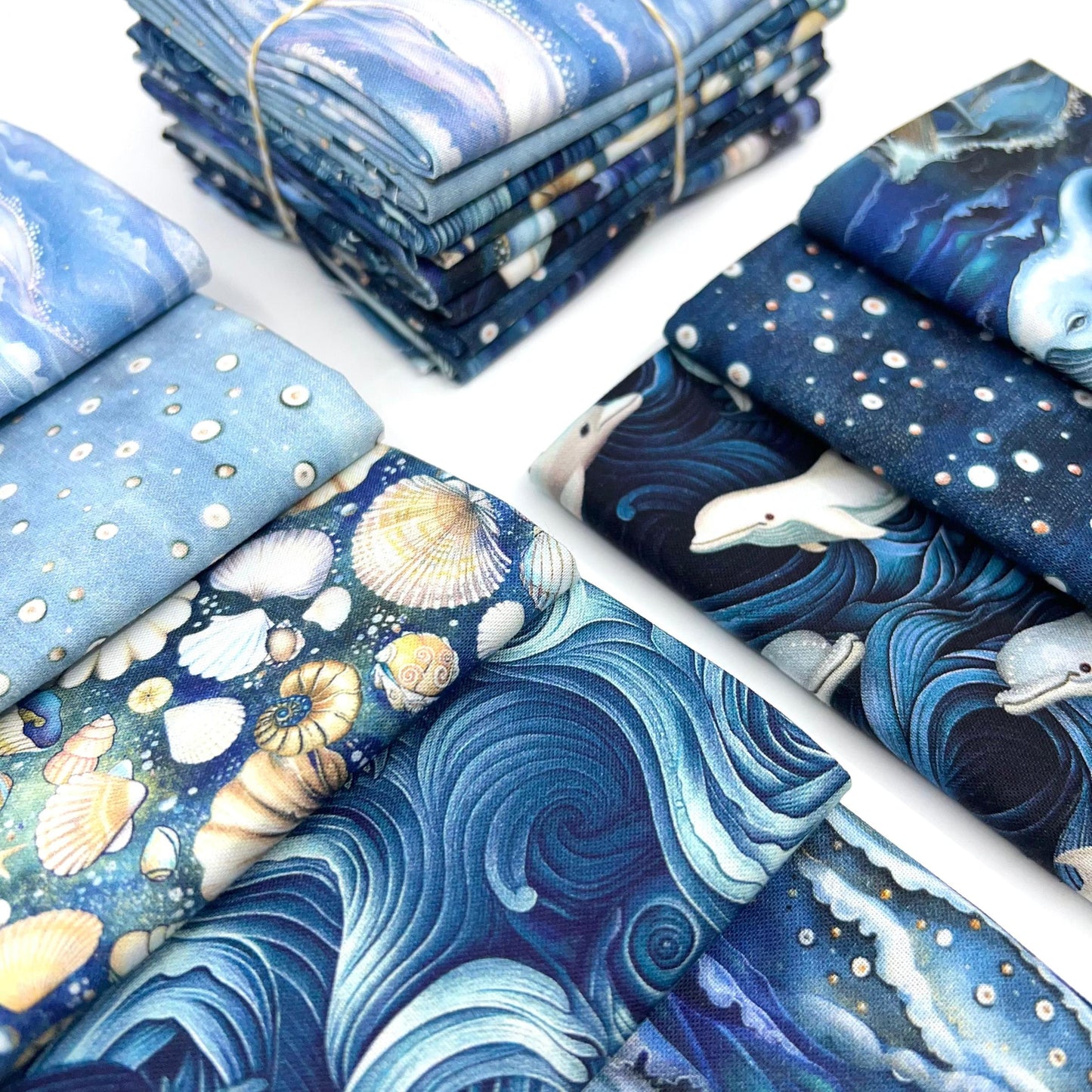 Fat Quarter Bundle of Ocean Fantasy (8 Pieces)