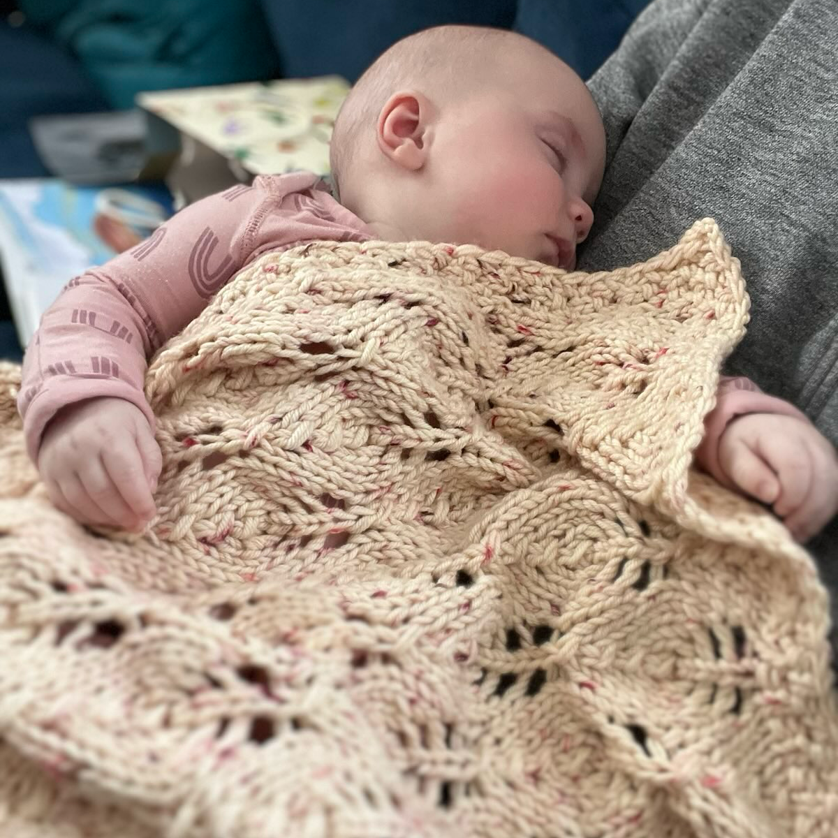 gather here classes-Knitting - Wool Leaves Blanket-class-gather here online