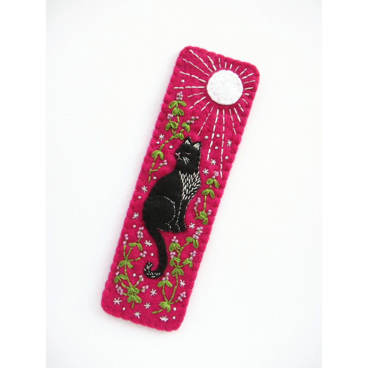 Hawthorn Handmade-Black Cat Bookmark Felt Craft Kit-craft kit-gather here online