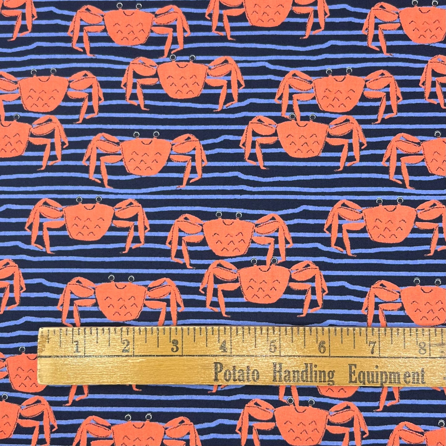 Sevenberry-Happy Crabs on Cotton Broadcloth-fabric-gather here online