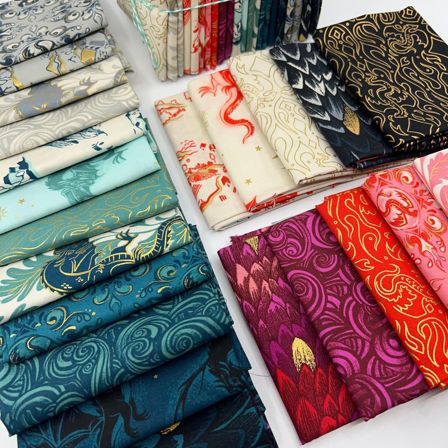 Fat Quarter Bundle of Fireglow (23 Pieces)