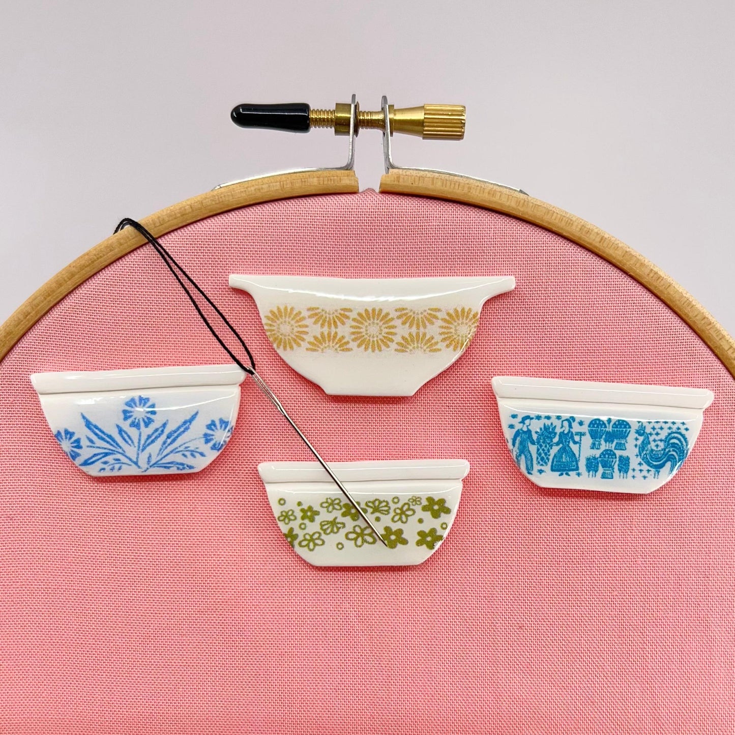 Dainty Comet-Vintage Inspired Cookware Needle Minder-embroidery notion-gather here online