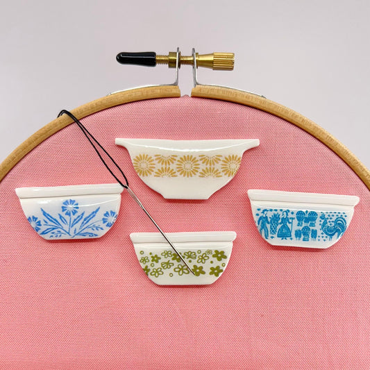 Dainty Comet-Vintage Inspired Cookware Needle Minder-embroidery notion-gather here online