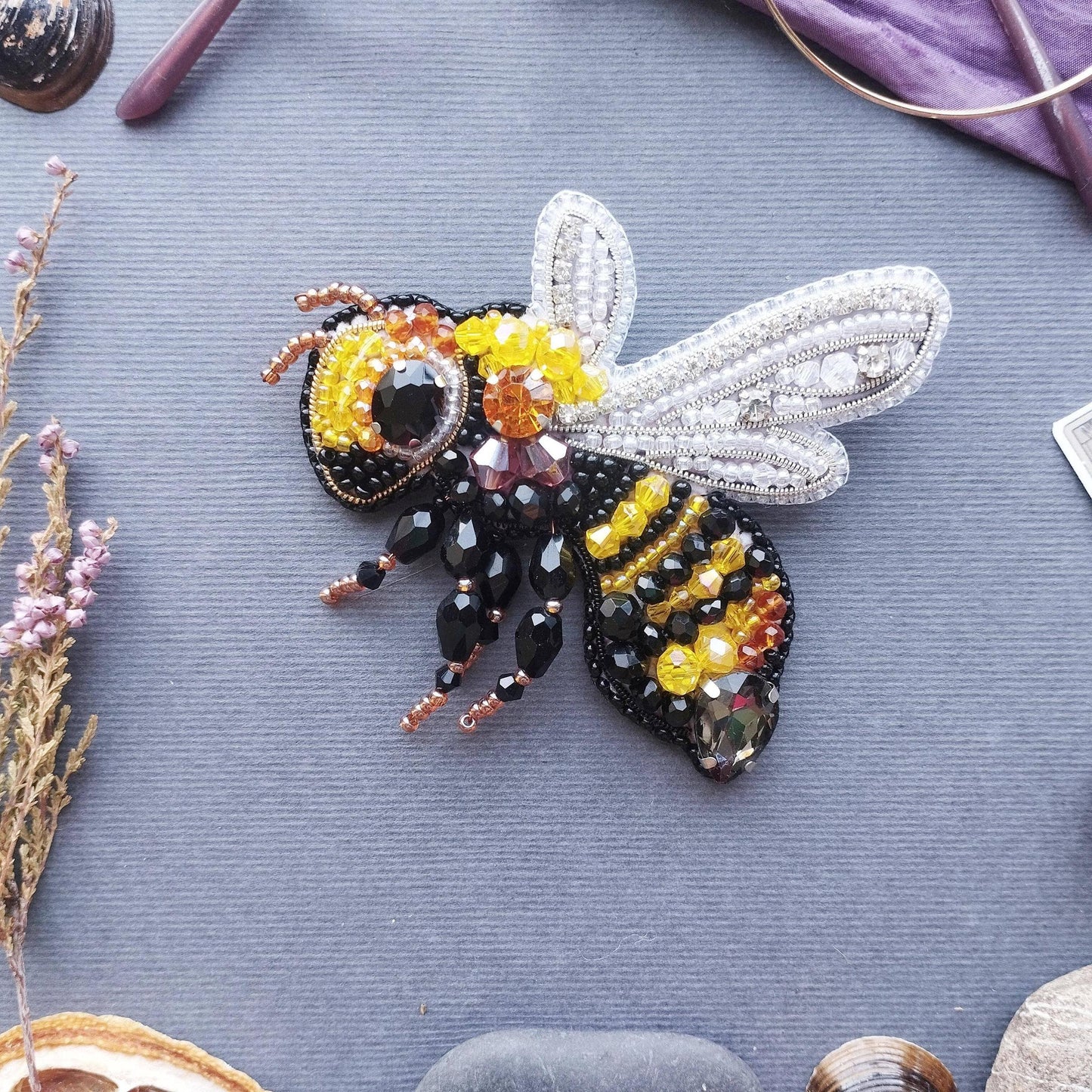 Bee Bead Embroidery Kit: DIY Brooch/Pendant Craft