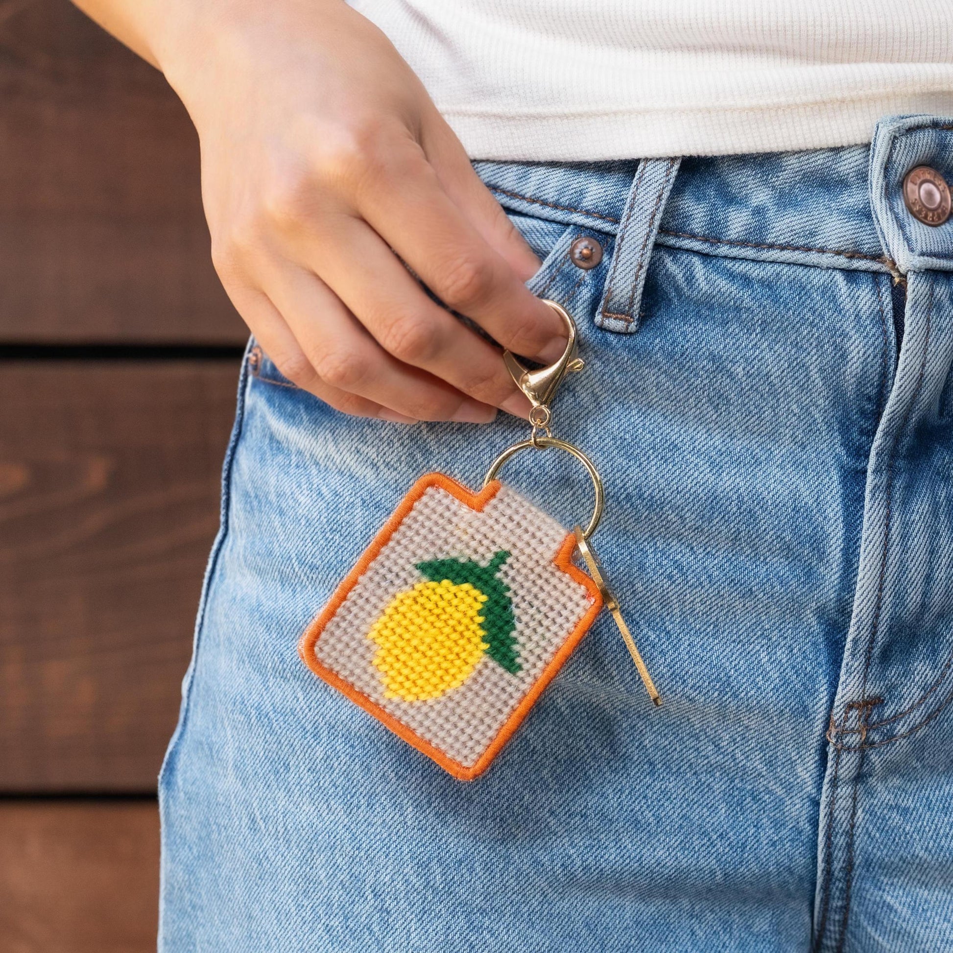 Lucky Feather-Needlepoint Keychain Kit - Lemon-xstitch kit-gather here online
