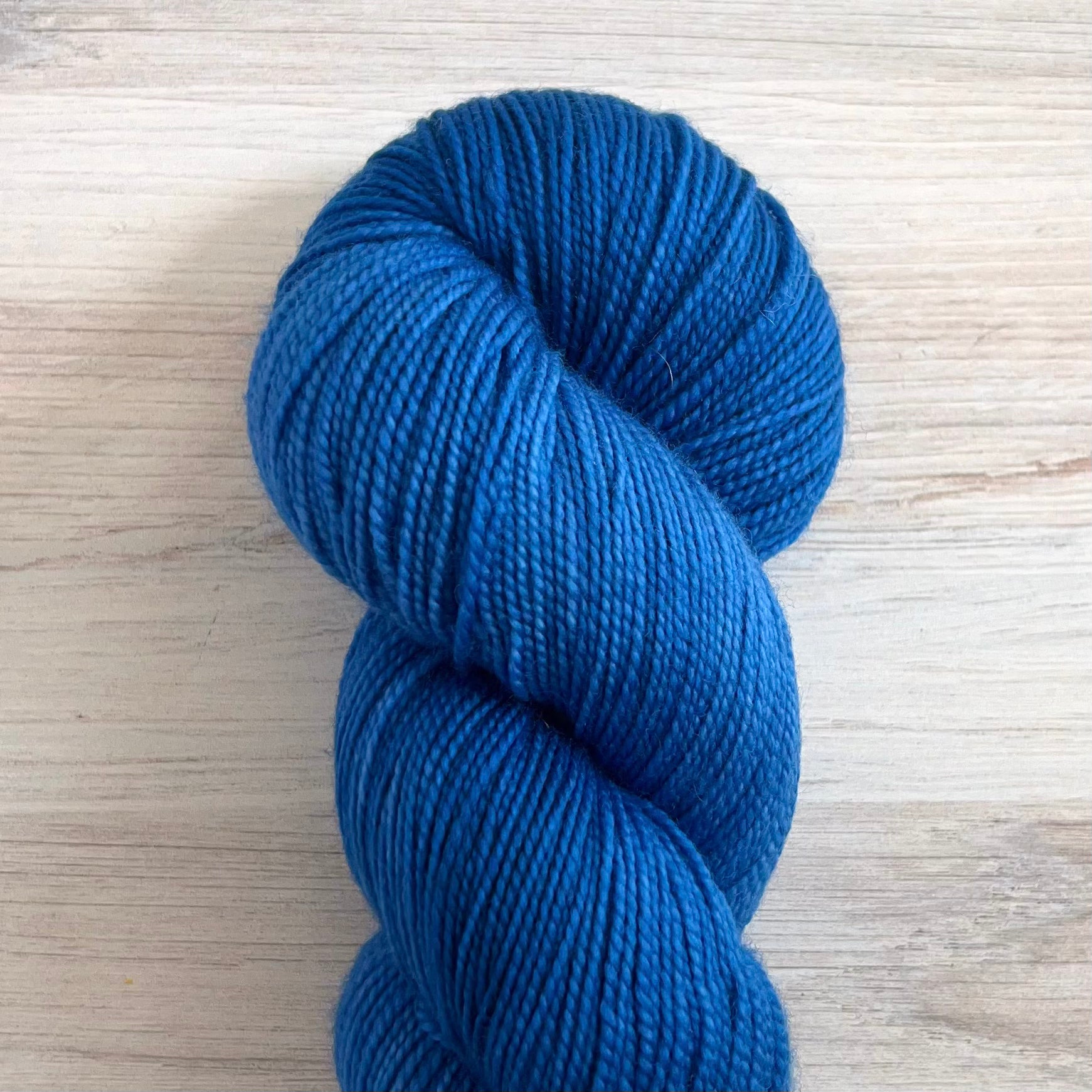 Dirtywater Dyeworks-Lillian-yarn-047 Cerulean-gather here online
